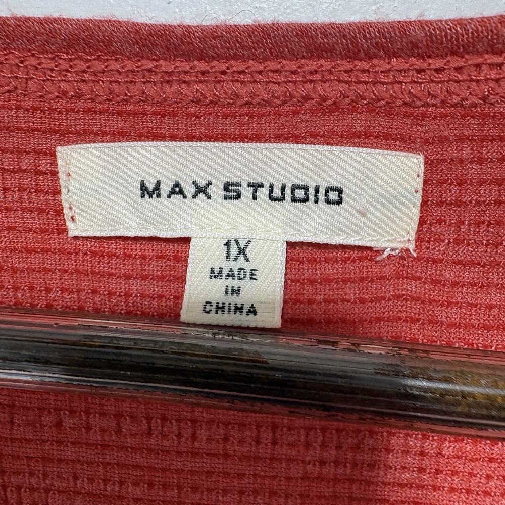 Max Studio Blouse Womens 1X Orange Textured Flutter Sleeve Lightweight Top - Picture 7 of 8